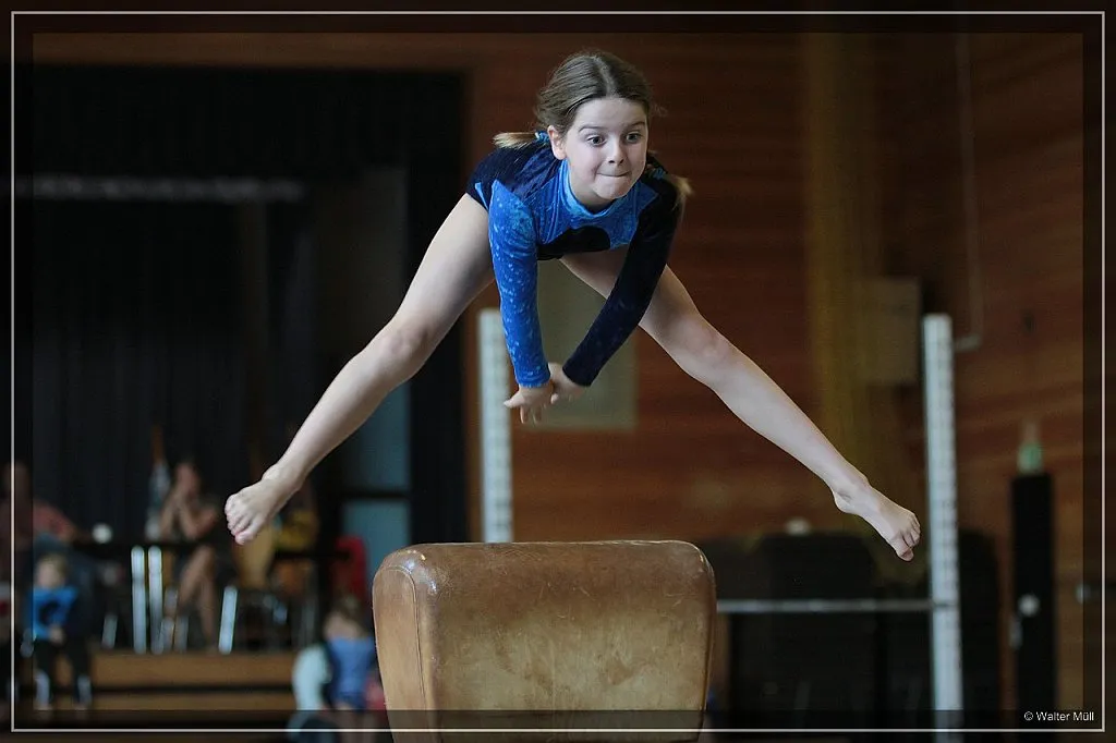 Nele Clemens am Sprung